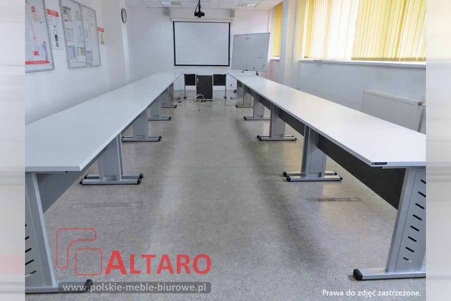 30 z 63. Realizacja Altaro - stoły konferencyjne Citab